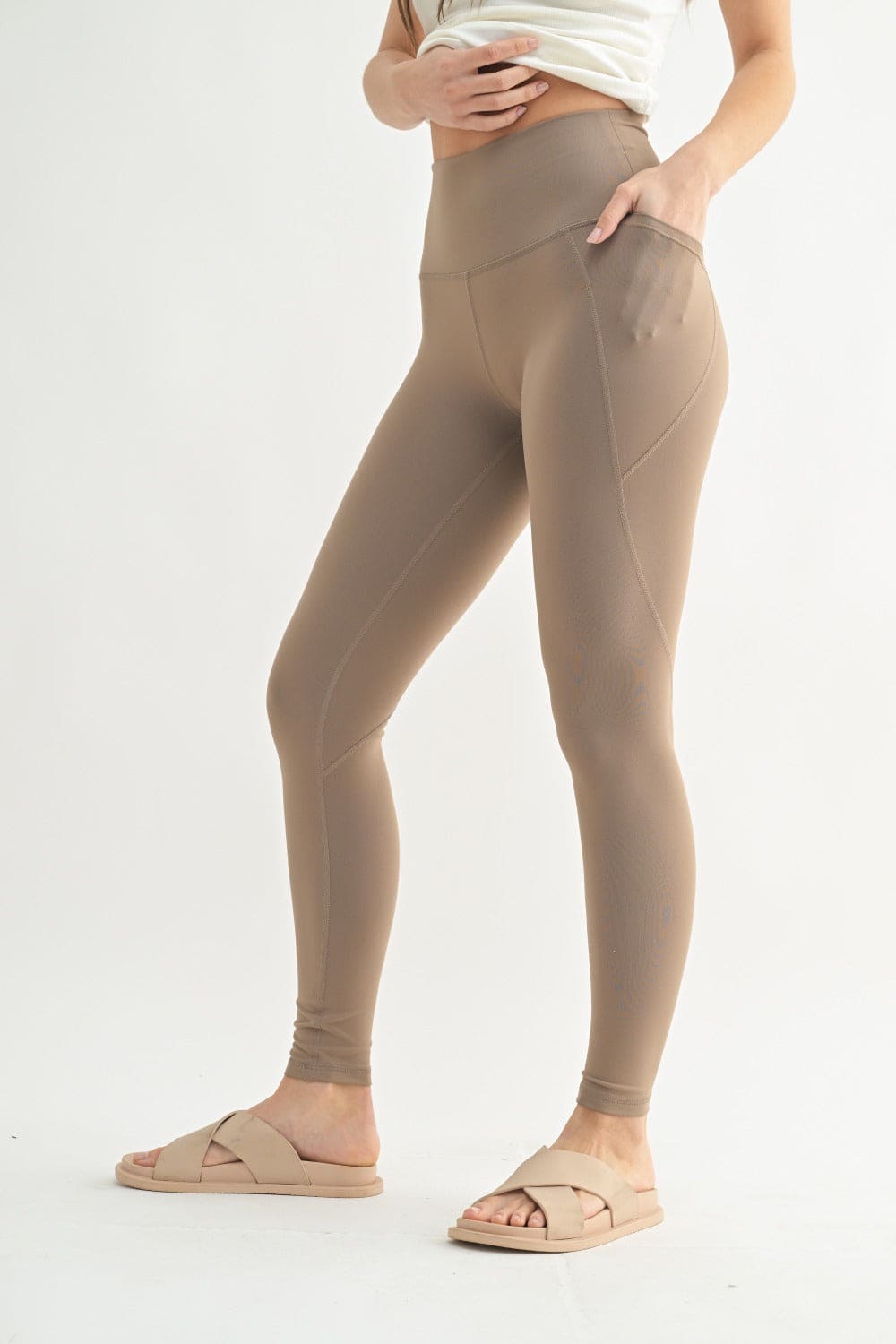 Tapered Band Essential Solid Highwaist Leggings