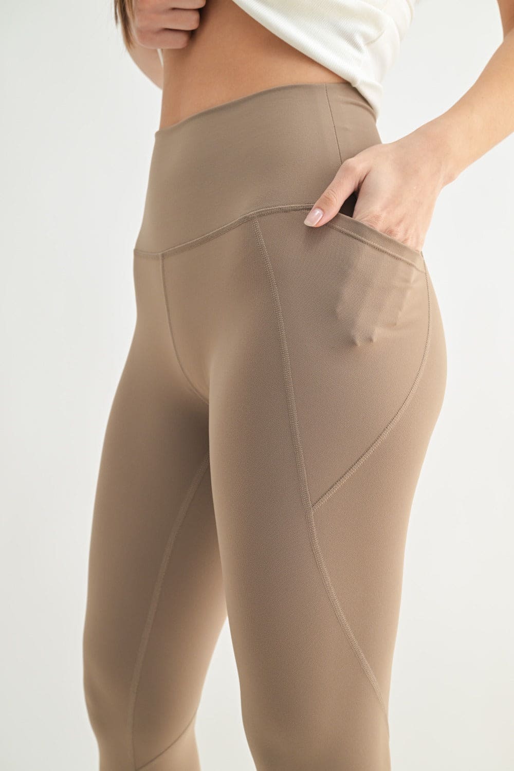 Tapered Band Essential Solid Highwaist Leggings