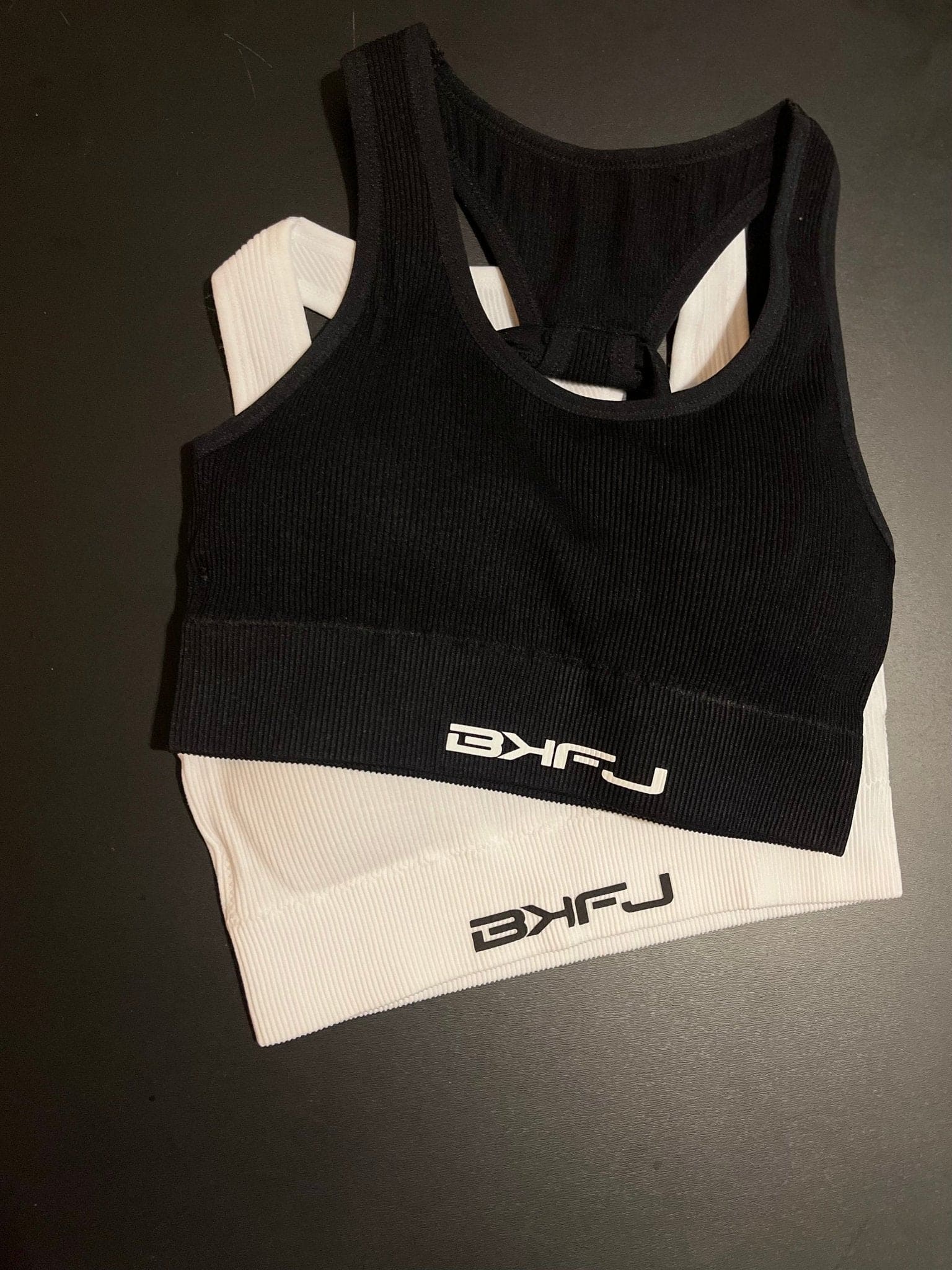 Ribbed Triangle Back Sports Bra - LEGDAY EVERYDAY