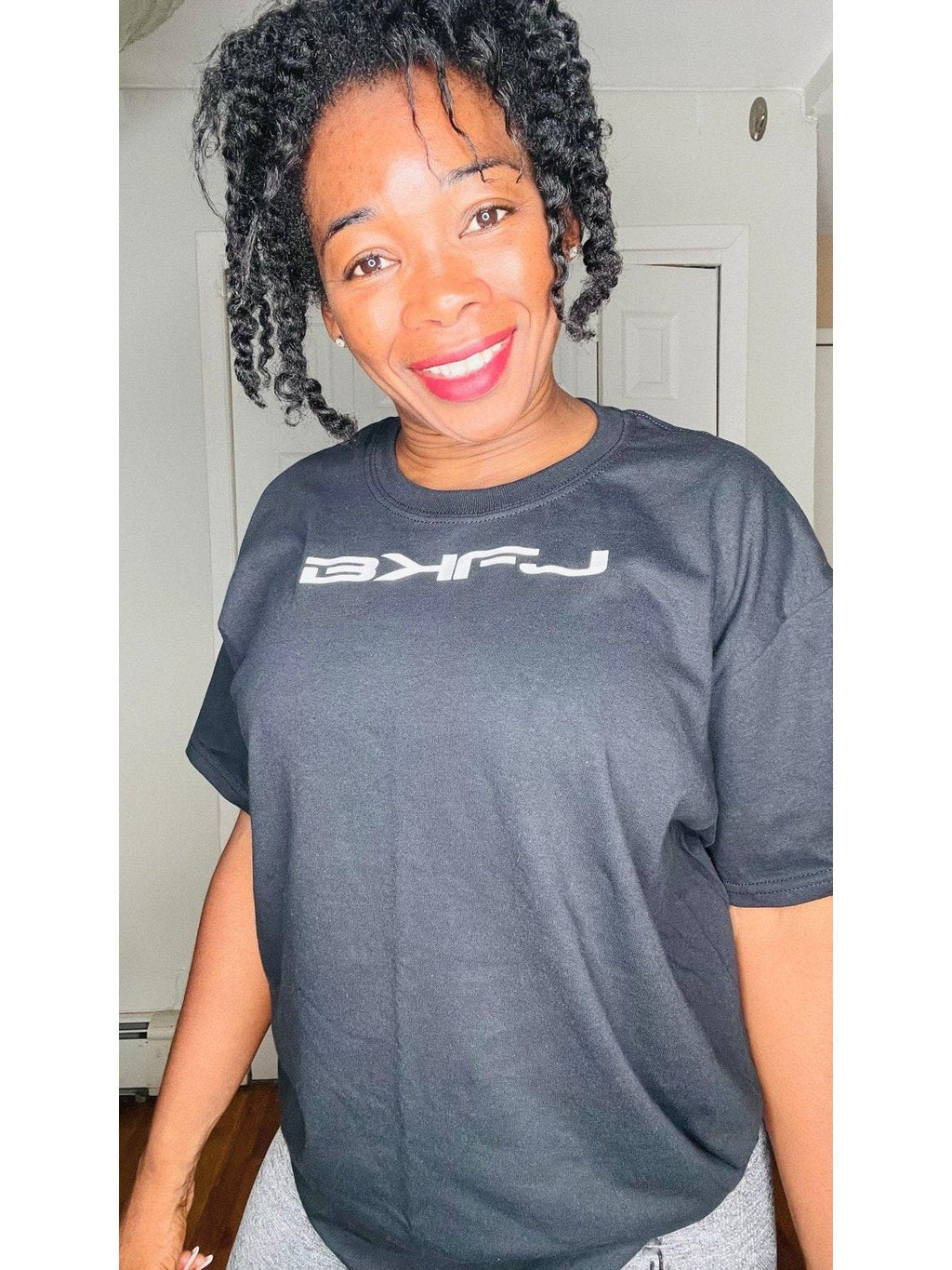 BKFJ Classic T-Shirt (unisex) - LEGDAY EVERYDAY