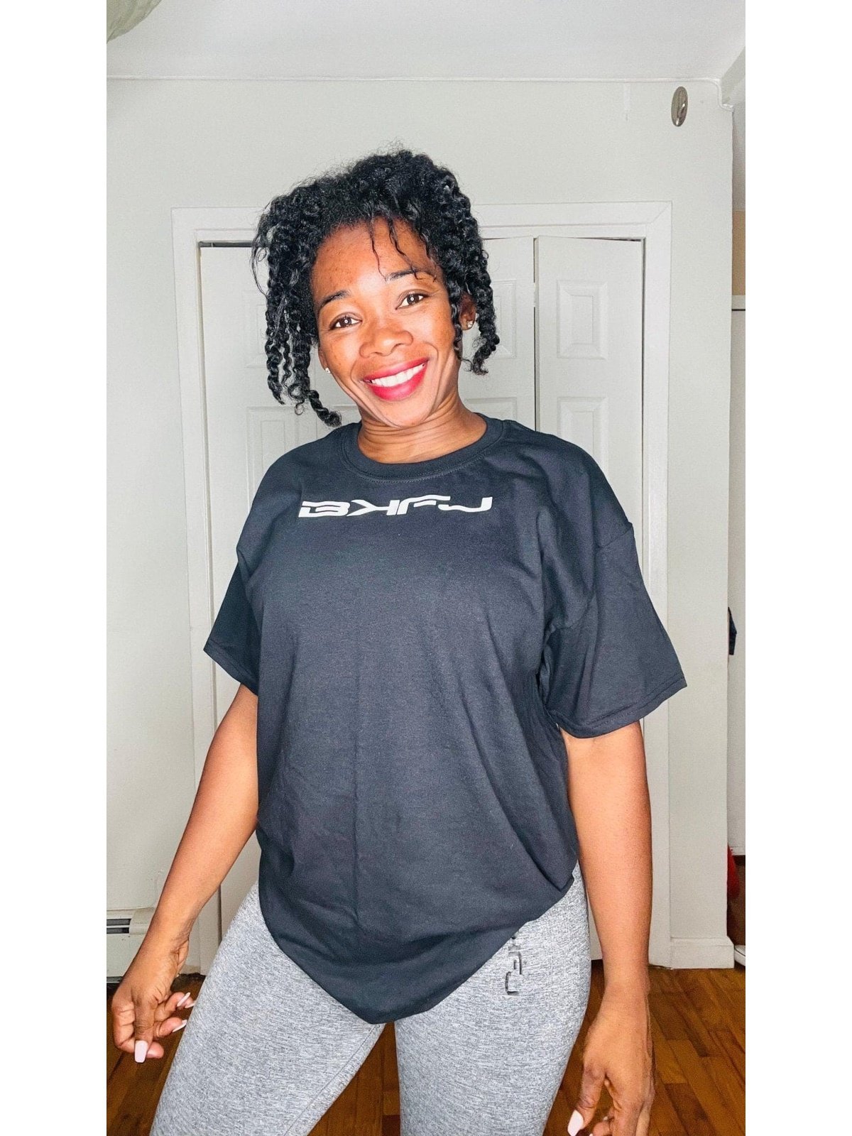 BKFJ Classic T-Shirt (unisex) - LEGDAY EVERYDAY
