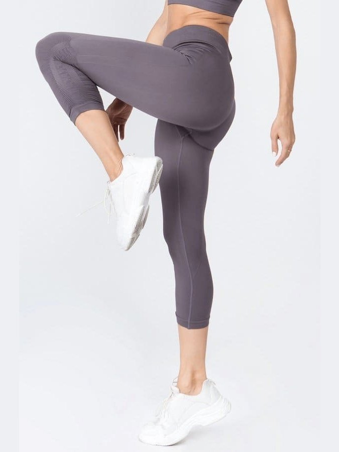 High Rise Cinched Ankle Seamless Capri Leggings - LEGDAY EVERYDAY