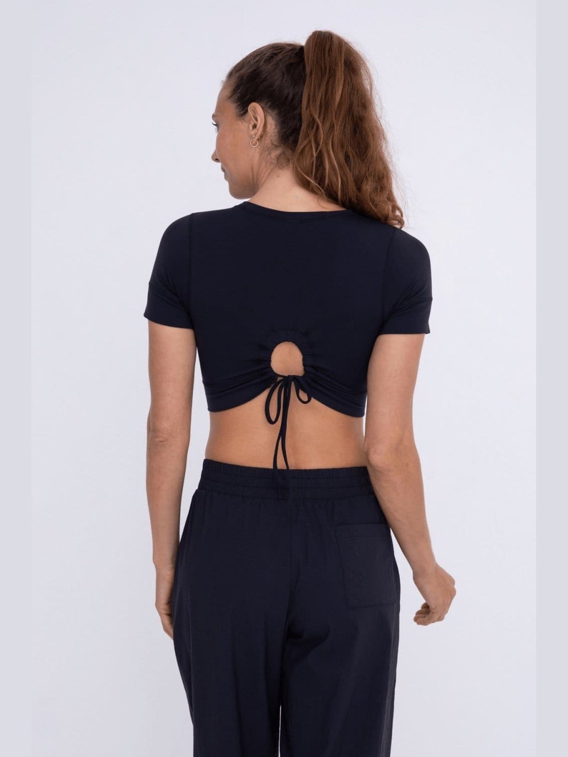 Peekaboo Back Crop Top - LEGDAY EVERYDAY