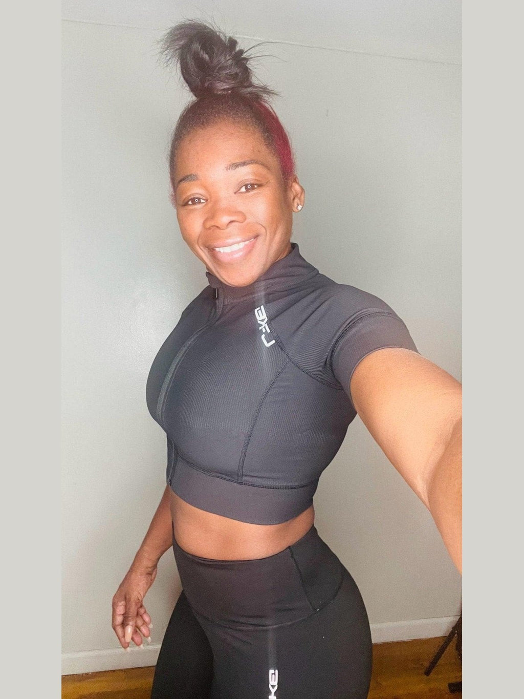 Ribbed Zip - Up Cropped Top - LEGDAY EVERYDAY