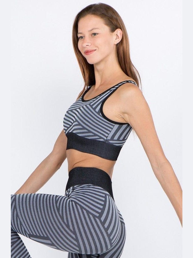 Striped Activewear Sportsbra - BKFJNY